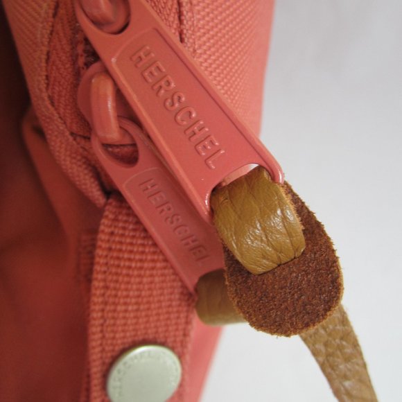 Herschel Poly Dusty Bag Luggage Travel - Picture 8 of 10